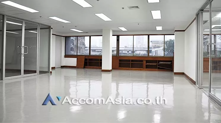 4  Office Space For Rent in Dusit ,Bangkok  at Thalang Building AA15889